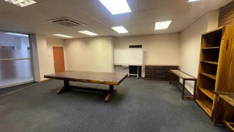 Office to let in Midrand (2)